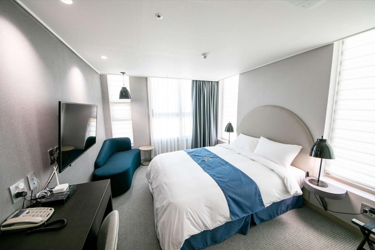 Golden Tulip Essential Namgang Otel Jinju Dış mekan fotoğraf