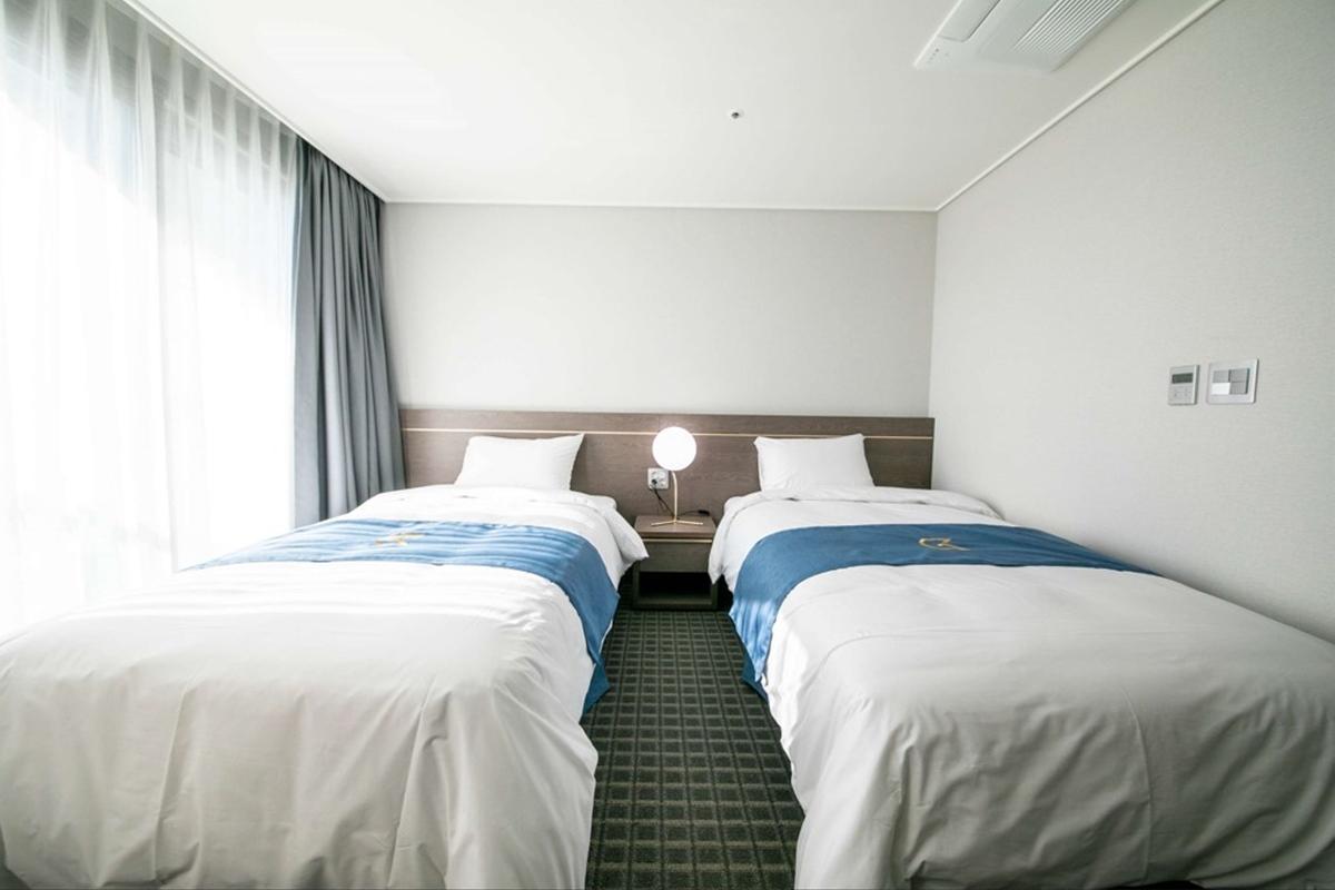 Golden Tulip Essential Namgang Otel Jinju Dış mekan fotoğraf