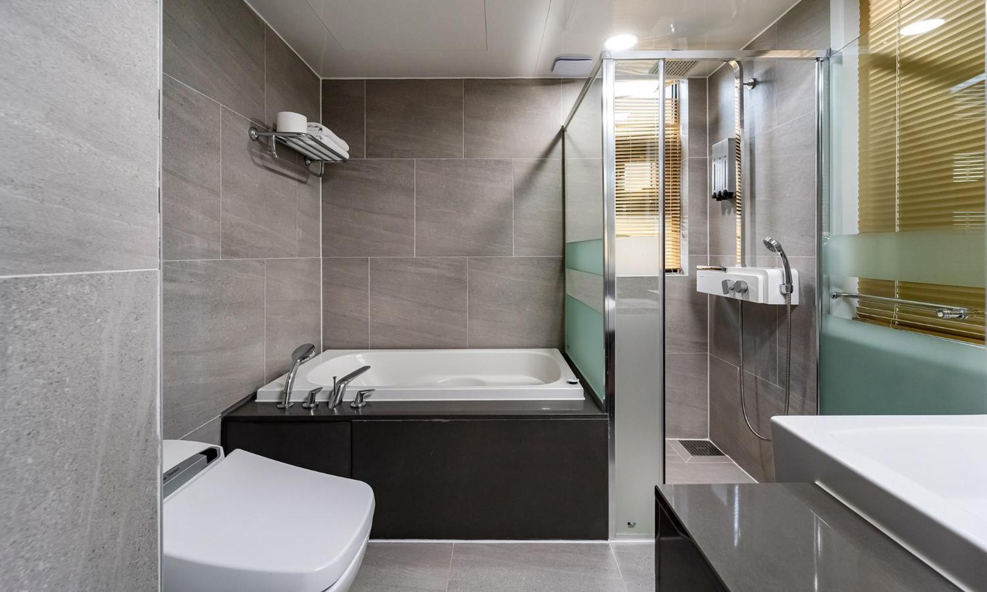 Golden Tulip Essential Namgang Otel Jinju Dış mekan fotoğraf