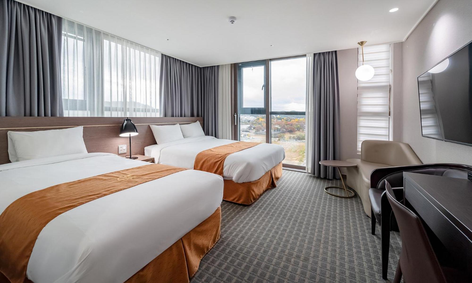 Golden Tulip Essential Namgang Otel Jinju Dış mekan fotoğraf