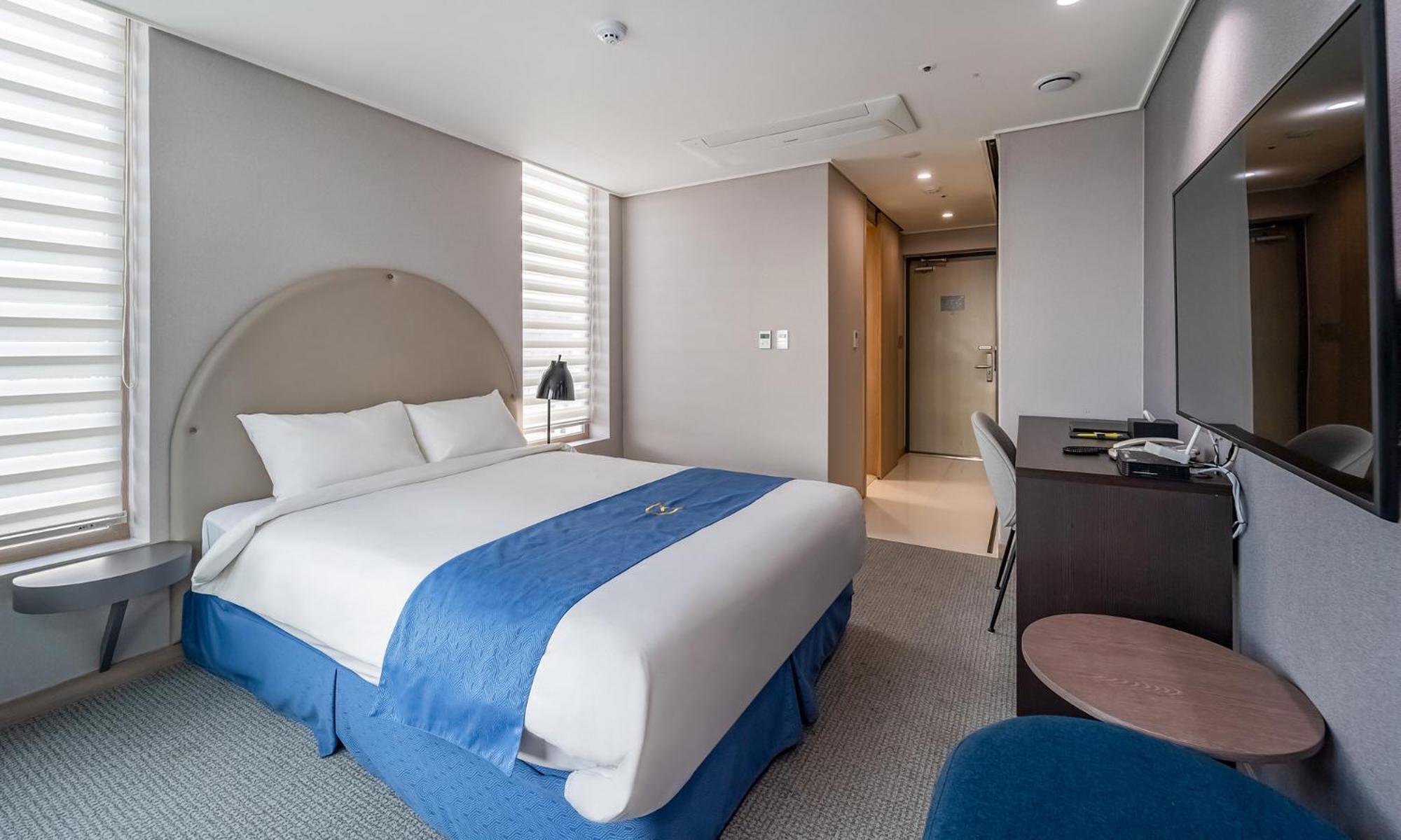 Golden Tulip Essential Namgang Otel Jinju Dış mekan fotoğraf